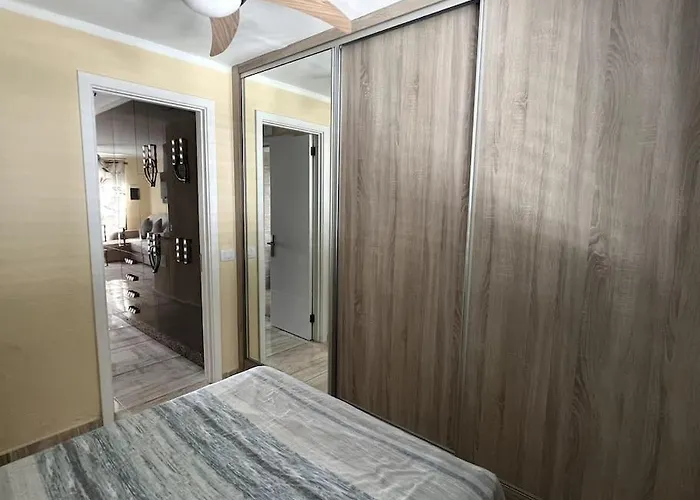 Apartamento Casa Logan, 1 Bedroom With Communal Pool Puerto del Carmen (Lanzarote)