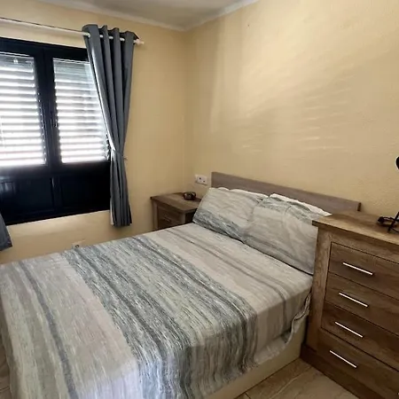 Apartment Casa Logan, 1 Bedroom With Communal Pool *